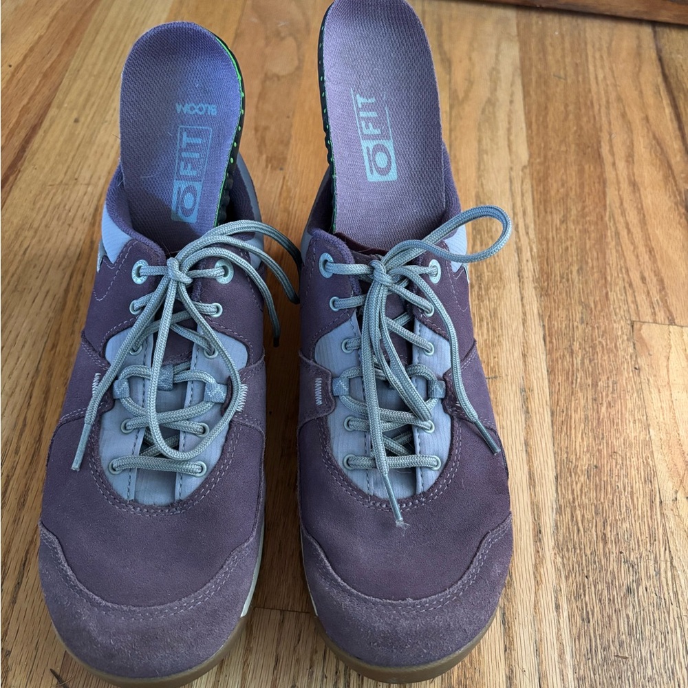 Women’s Oboz Casual Shoes - Picture 4 of 6